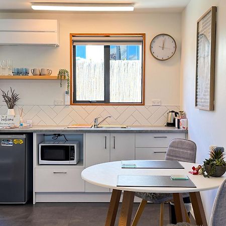 Wanaka Lake Studio Экстерьер фото