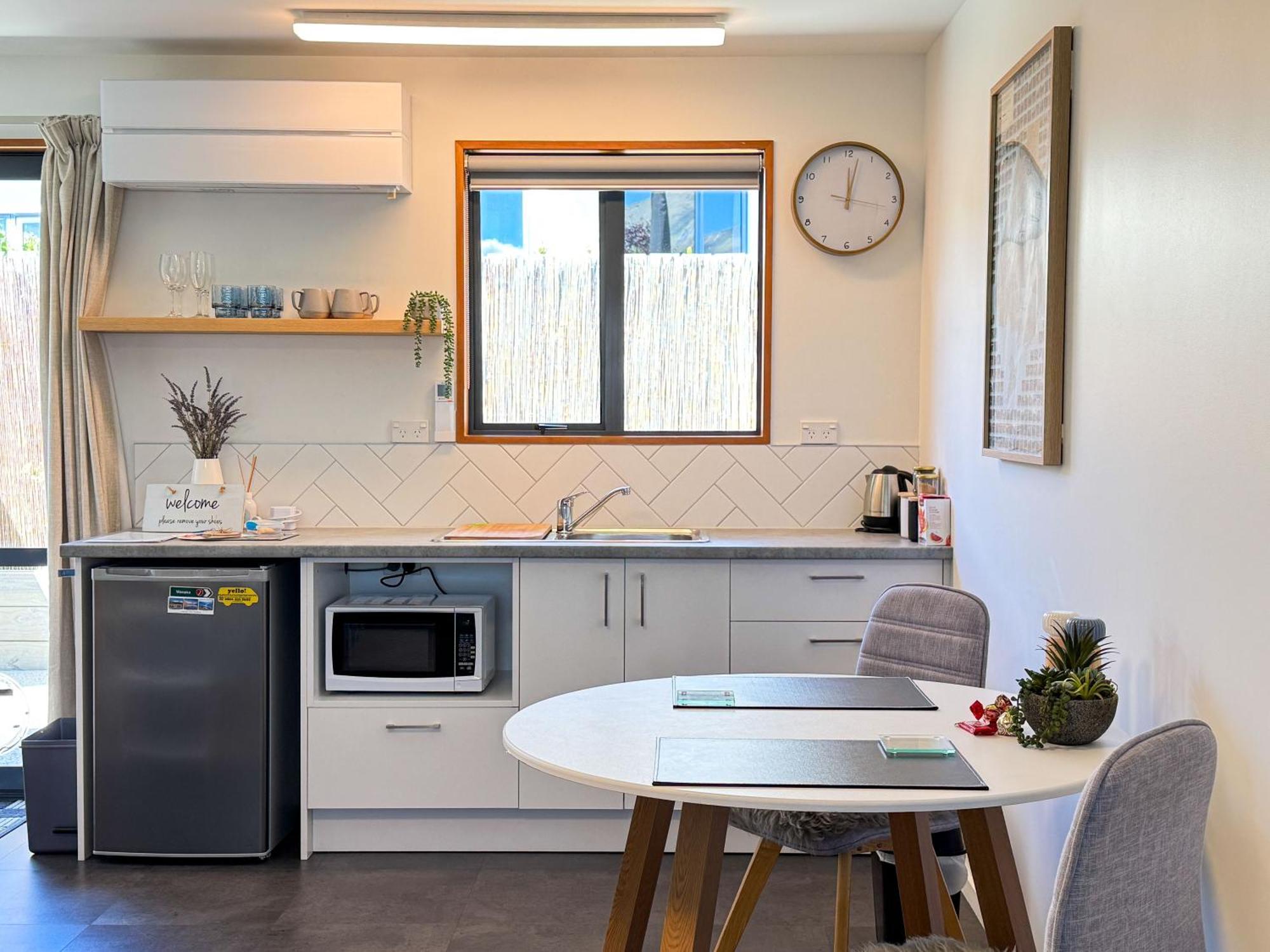 Wanaka Lake Studio Экстерьер фото